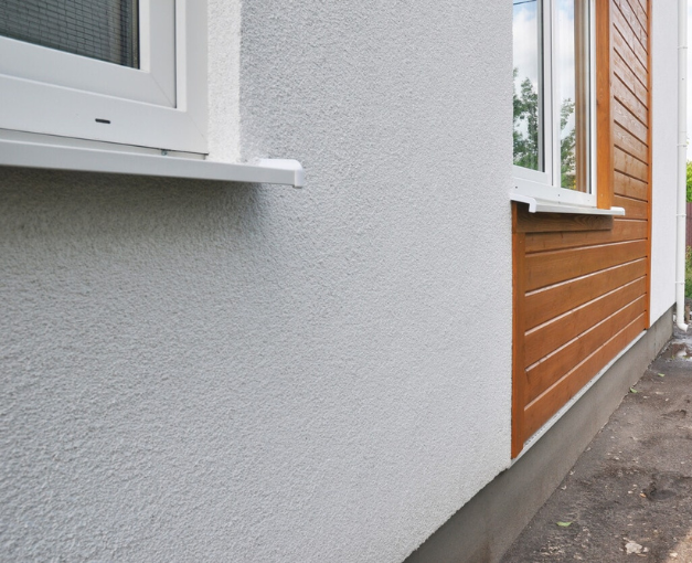 Stucco Painting and Repair